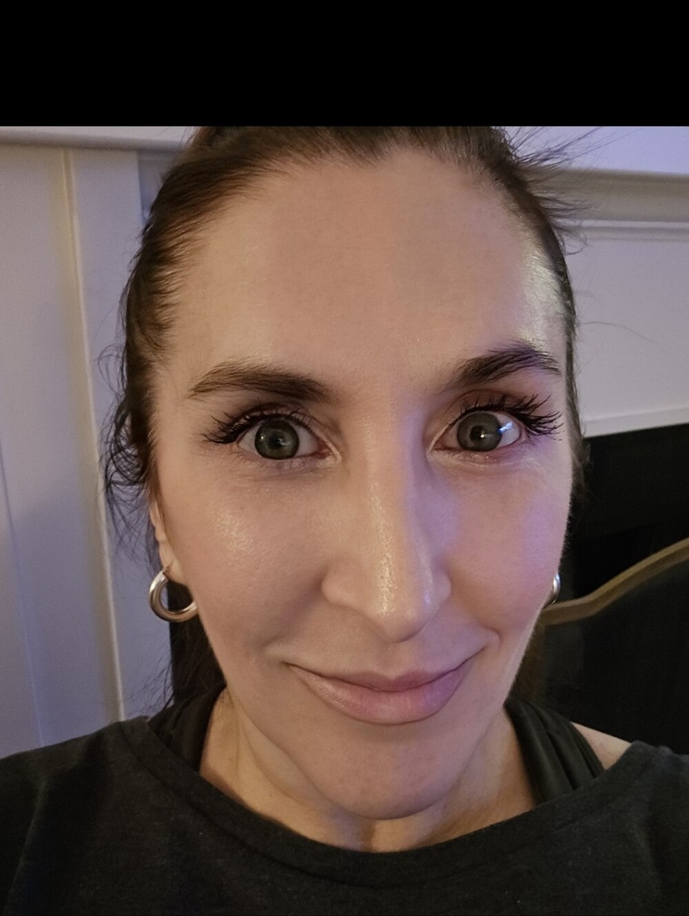 Hi, I'm Ree (or Dharma), at your service. Open to bundles, ideas & offers!